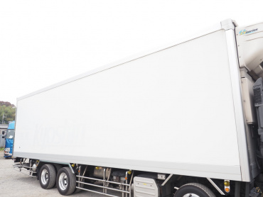 いすゞ ギガ 冷凍バン 大型 QKG-CYJ77BA 年式 H28[写真14]