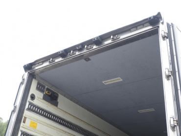 いすゞ ギガ 冷凍バン 大型 QKG-CYJ77BA 年式 H28[写真20]