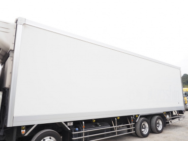 いすゞ ギガ 冷凍バン 大型 QKG-CYJ77BA 年式 H28[写真18]