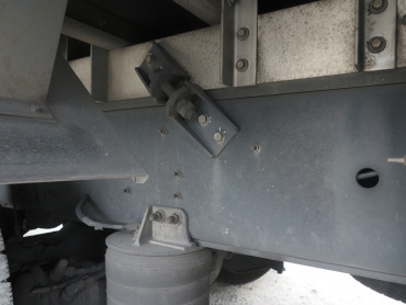 いすゞ ギガ 冷凍バン 大型 QKG-CYJ77BA 年式 H28[写真47]