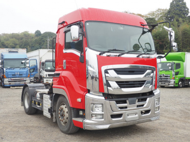 いすゞ ギガ トラクタ 大型 QKG-EXD52BD 年式 H29[写真04]