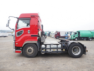 いすゞ ギガ トラクタ 大型 QKG-EXD52BD 年式 H29[写真12]