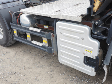 いすゞ ギガ トラクタ 大型 QKG-EXD52BD 年式 H29[写真11]