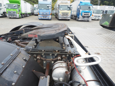 いすゞ ギガ トラクタ 大型 QKG-EXD52BD 年式 H29[写真15]