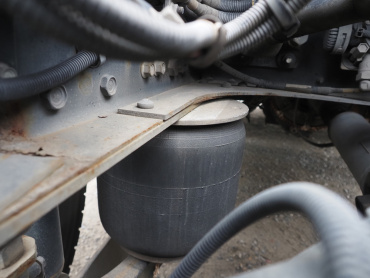 いすゞ ギガ トラクタ 大型 QKG-EXD52BD 年式 H29[写真36]