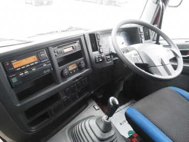 いすゞ ギガ トラクタ 大型 QKG-EXD52BD 年式 H29[写真26]