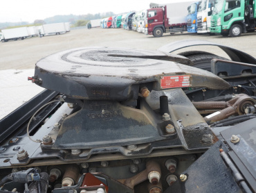 いすゞ ギガ トラクタ 大型 QKG-EXD52BD 年式 H29[写真17]