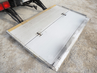 三菱ふそう スーパーグレート 冷凍バン 大型 2PG-FS75HZ 年式 R2[写真20]