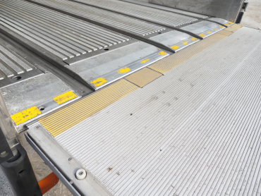 三菱ふそう スーパーグレート 冷凍バン 大型 2PG-FS75HZ 年式 R2[写真21]