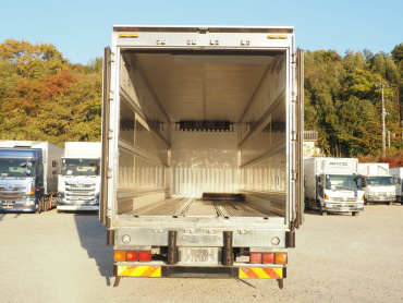 日野 プロフィア 冷凍バン 大型 2DG-FW1AHJ 年式 H30[写真17]