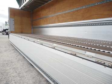 日野 プロフィア ウイング車 大型 QPG-FW1EXEG 年式 H29 [写真20]