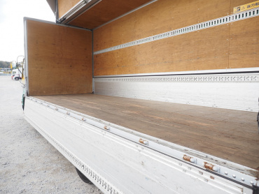 いすゞ フォワード ウイング車 中型 TKG-FRR90T2 年式 H27[写真13]