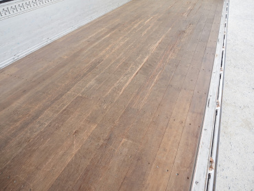 いすゞ フォワード ウイング車 中型 TKG-FRR90T2 年式 H27[写真16]