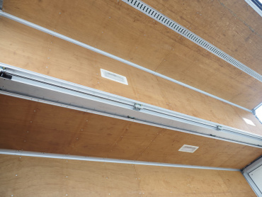 いすゞ フォワード ウイング車 中型 TKG-FRR90T2 年式 H27[写真15]