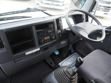 いすゞ フォワード ウイング車 中型 TKG-FRR90T2 年式 H27[写真27]