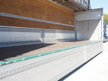 いすゞ ギガ ウイング車 大型 2PG-CYJ77CA 年式 H30 [写真23]