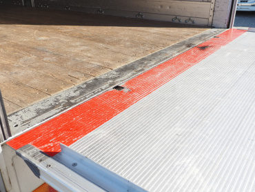 日野 レンジャープロ ウイング車 中型 TKG-FD9JLAG 年式 H26[写真30]