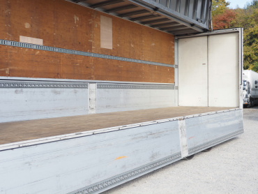 日野 プロフィア ウイング車 大型 QKG-FW1EXBG 年式 H25[写真21]