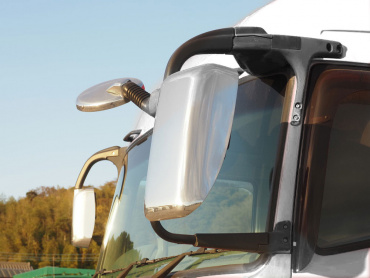 三菱ふそう スーパーグレート 平ボディ 大型 QPG-FS64VZ 年式 H28[写真09]