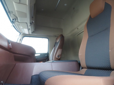 日野 プロフィア ウイング車 大型 2DG-FR1AHG 年式 R2 [写真41]