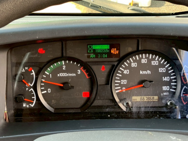 いすゞ フォワード ウイング車 中型 TKG-FRR90T2 年式 H27[写真08]