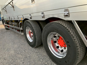 三菱ふそう スーパーグレート 冷凍ウイング 大型 QPG-FU64VZ 年式 H27[写真29]