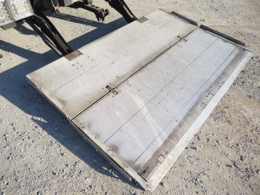 いすゞ ギガ 冷凍バン 大型 QKG-CYJ77BA 年式 H28[写真26]