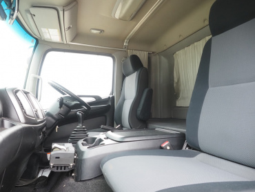 日野 レンジャープロ 冷凍バン 中型 TKG-FD7JKAG 年式 H27[写真28]