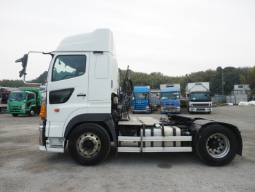 日野 プロフィア トラクタ 大型 QPG-SH1EDDG 年式 H29[写真09]