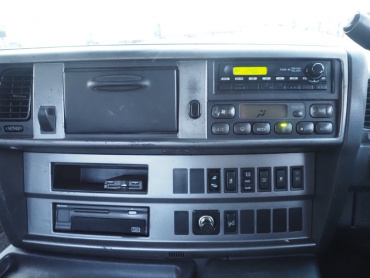 日野 プロフィア トラクタ 大型 QPG-SH1EDDG 年式 H29[写真23]