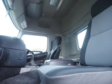 日野 プロフィア トラクタ 大型 QPG-SH1EDDG 年式 H29[写真27]