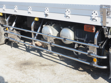 いすゞ ギガ 冷凍ウイング 大型 PDG-CYJ77W8 年式 H22[写真13]