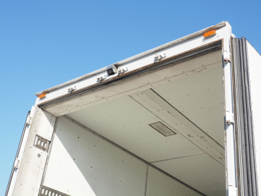 いすゞ ギガ 冷凍ウイング 大型 PDG-CYJ77W8 年式 H22[写真29]