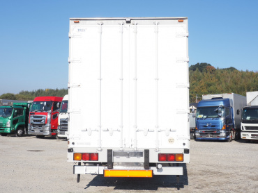 いすゞ ギガ 冷凍ウイング 大型 PDG-CYJ77W8 年式 H22[写真06]