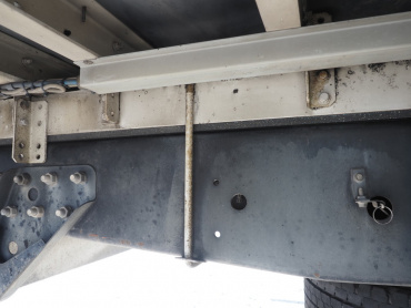 いすゞ ギガ 冷凍ウイング 大型 PDG-CYJ77W8 年式 H22[写真48]