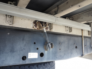 いすゞ ギガ 冷凍ウイング 大型 PDG-CYJ77W8 年式 H22[写真49]