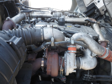 いすゞ ギガ 冷凍ウイング 大型 PDG-CYJ77W8 年式 H22[写真56]