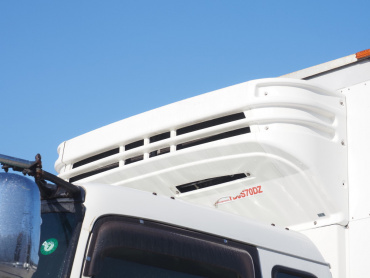 いすゞ ギガ 冷凍ウイング 大型 PDG-CYJ77W8 年式 H22[写真08]