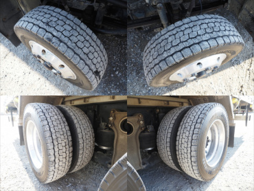 いすゞ ギガ 冷凍ウイング 大型 PDG-CYJ77W8 年式 H22[写真53]