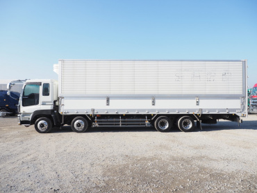 いすゞ ギガ 冷凍ウイング 大型 PDG-CYJ77W8 年式 H22[写真17]