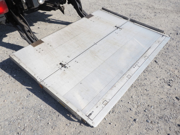 日野 レンジャープロ 冷凍バン 中型 TKG-FC9JKAA 年式 H29[写真14]