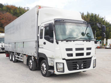 いすゞ ギガ ウイング車 大型 QKG-CYJ77A 年式 H26[写真05]