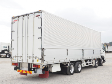 いすゞ ギガ ウイング車 大型 QKG-CYJ77A 年式 H26[写真06]