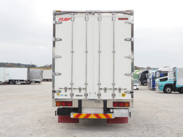 いすゞ ギガ ウイング車 大型 QKG-CYJ77A 年式 H26[写真07]