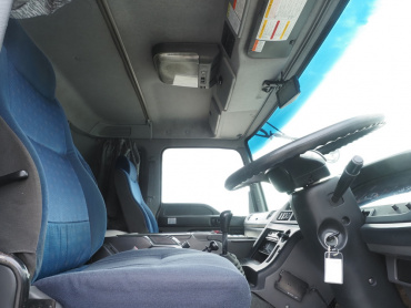 いすゞ ギガ ウイング車 大型 QKG-CYJ77A 年式 H26[写真31]