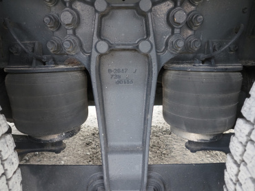 いすゞ ギガ ウイング車 大型 QKG-CYJ77A 年式 H26[写真43]