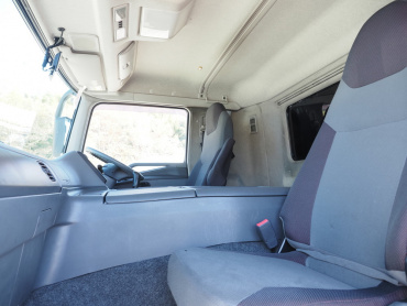 三菱ふそう スーパーグレート ウイング車 大型 QKG-FS54VZ 年式 H26[写真40]