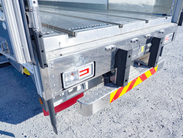 日野 プロフィア 冷凍バン 大型 2DG-FW1AHC 年式 R6[写真22]