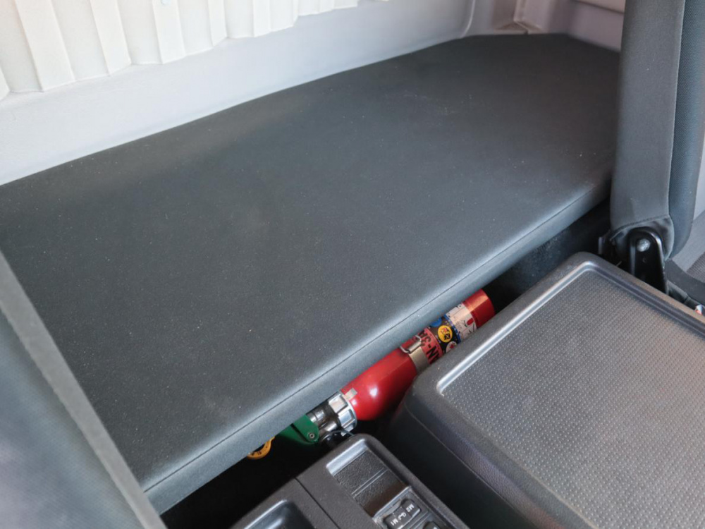 日野 レンジャー 冷凍ウイング 中型 TKG-FD9JLAG 年式 H26[写真18]