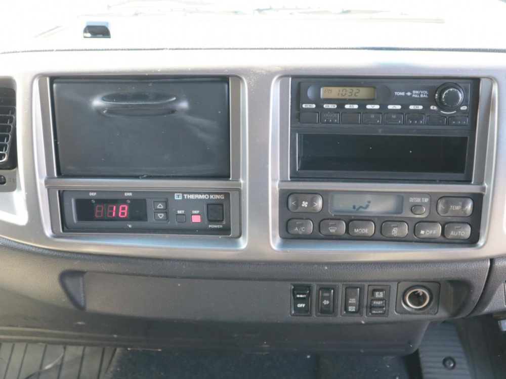 日野 レンジャー 冷凍ウイング 中型 TKG-FD9JLAG 年式 H26[写真15]